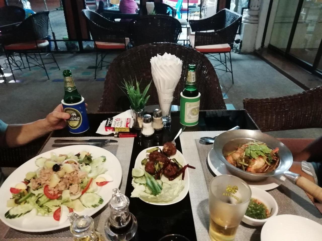 Fnb Hotel Central Pattaya ภายนอก รูปภาพ