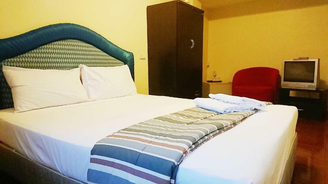 Fnb Hotel Central Pattaya ภายนอก รูปภาพ